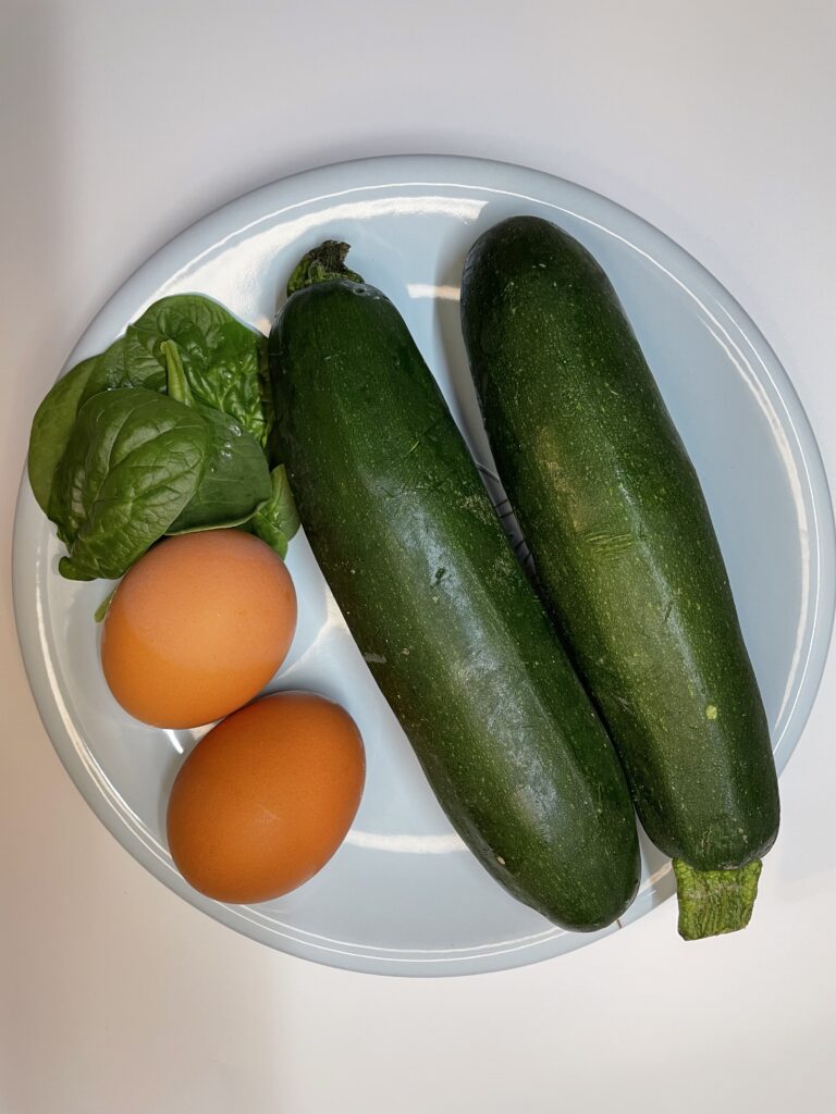 Eggs, spinach and zucchini